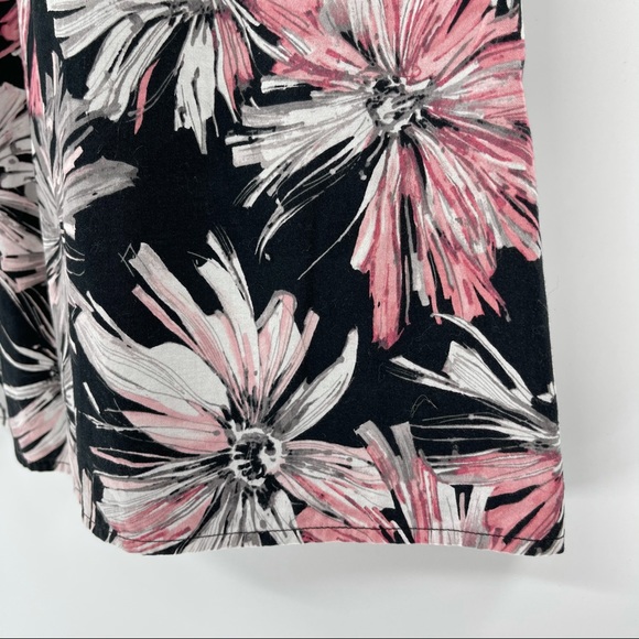 Liz Claiborne Skirt 6 Black Pink White Floral Flare Pleated - Picture 3 of 7